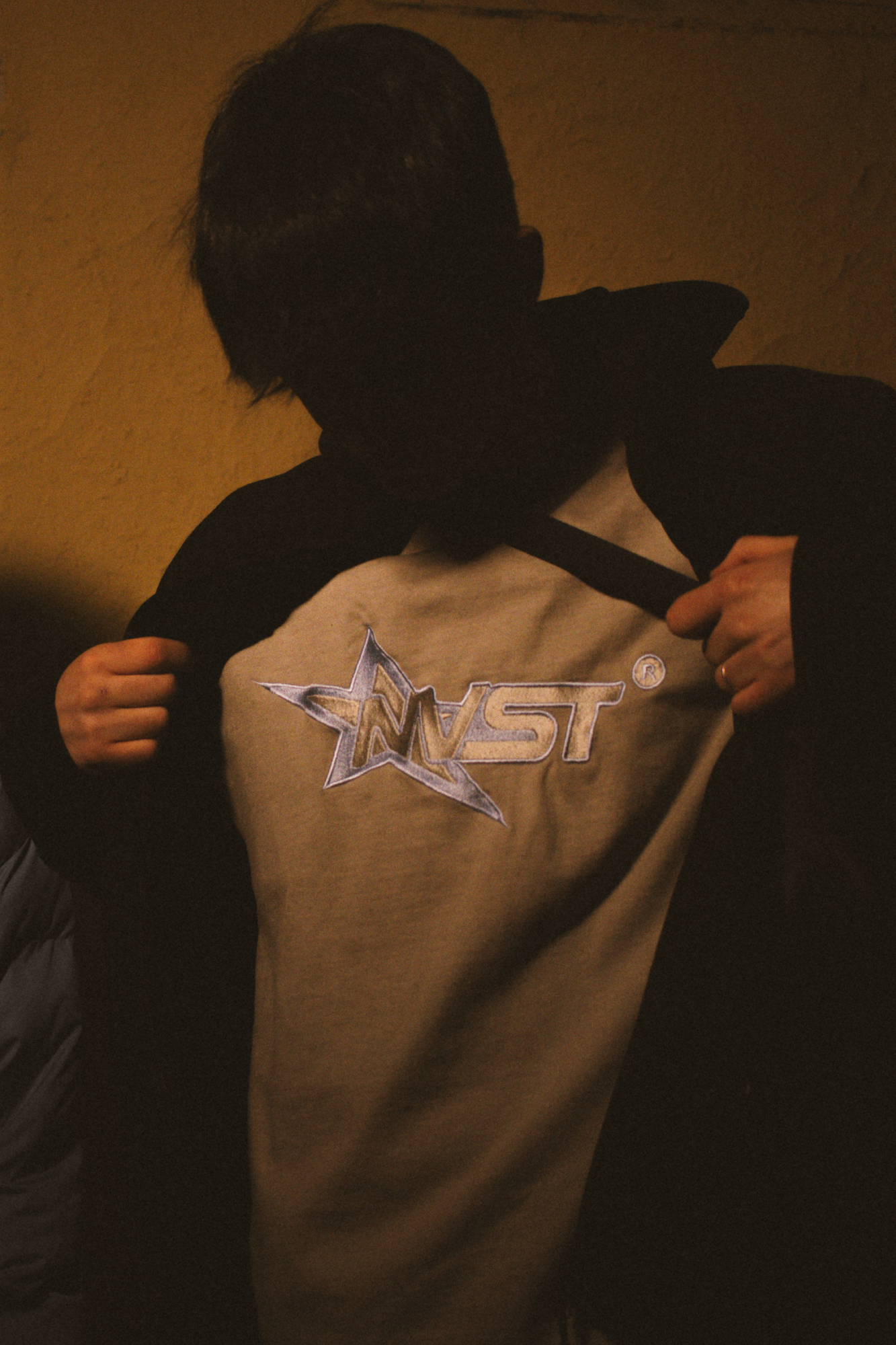 SHINING STAR TEE GREY