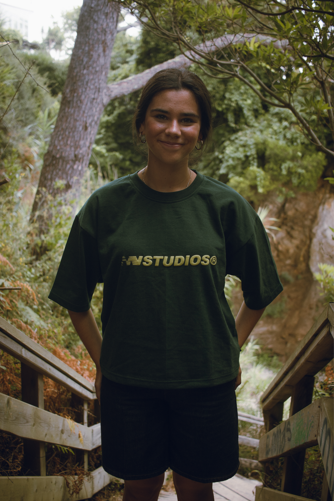 SHOOTING STAR TEE GREEN