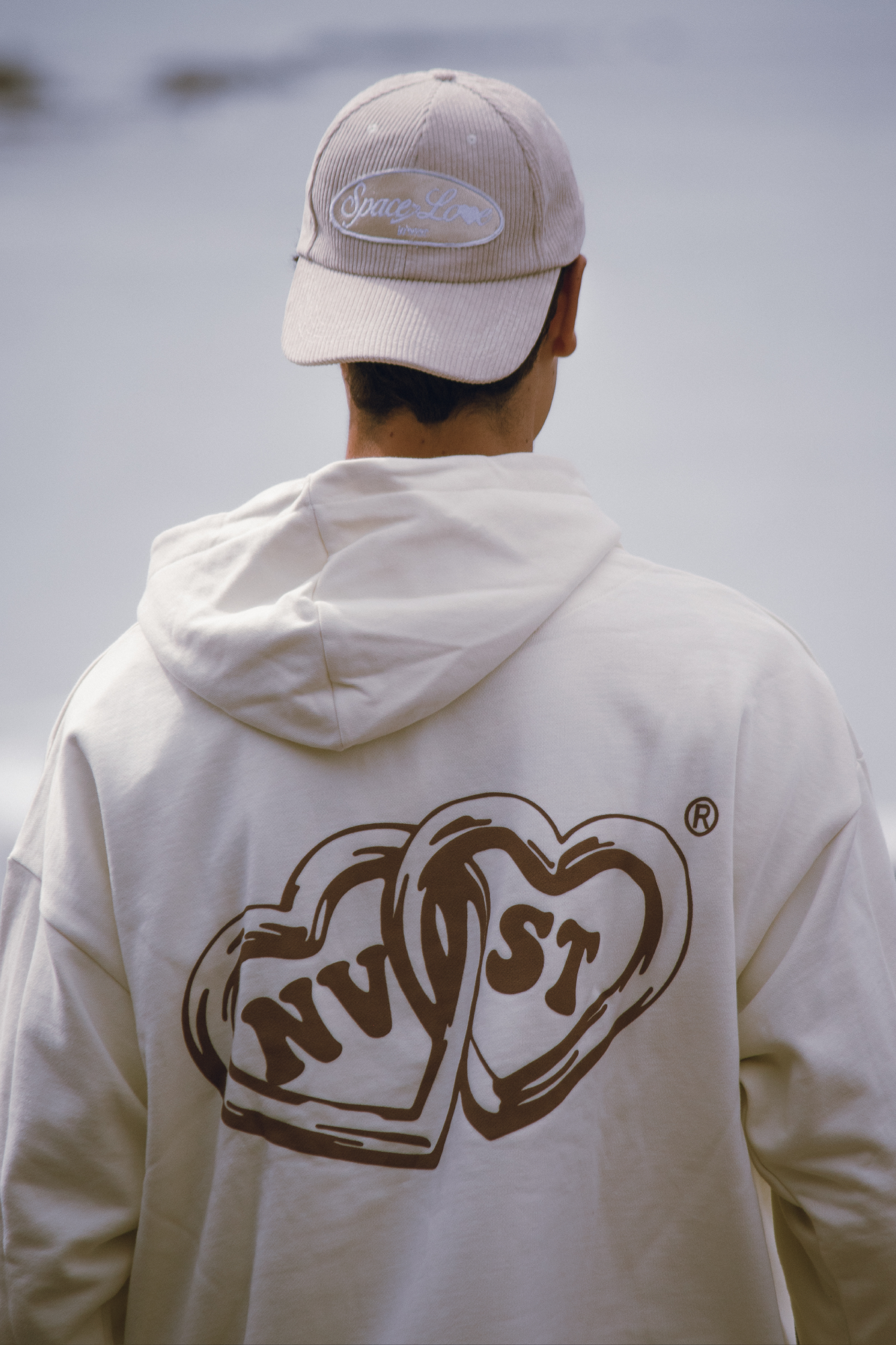 SPACE LOVE BEIGE CAP