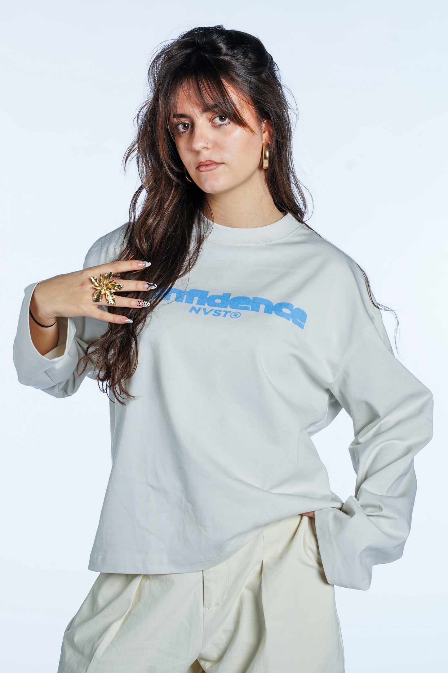 WHITE LONGSLEEVE REGULAR FIT CONFIDENCE