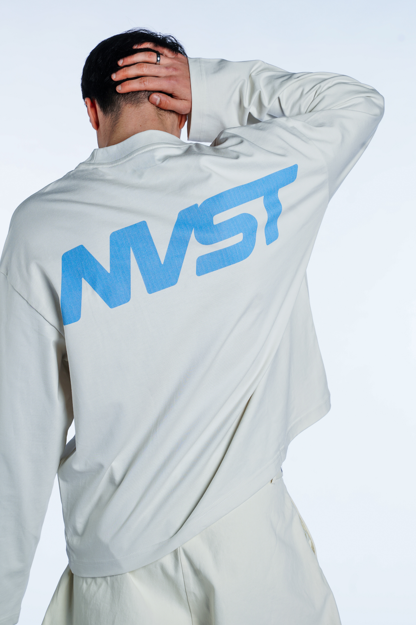 WHITE LONGSLEEVE REGULAR FIT CONFIDENCE