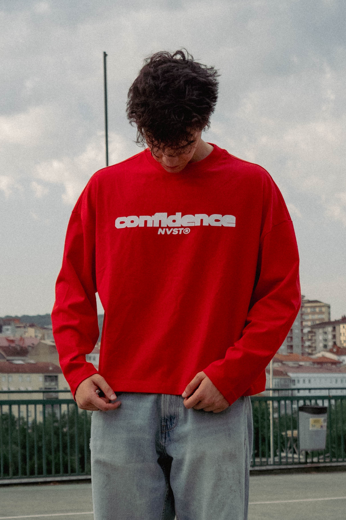 CONFIDENCE LONGSLEEVE RED